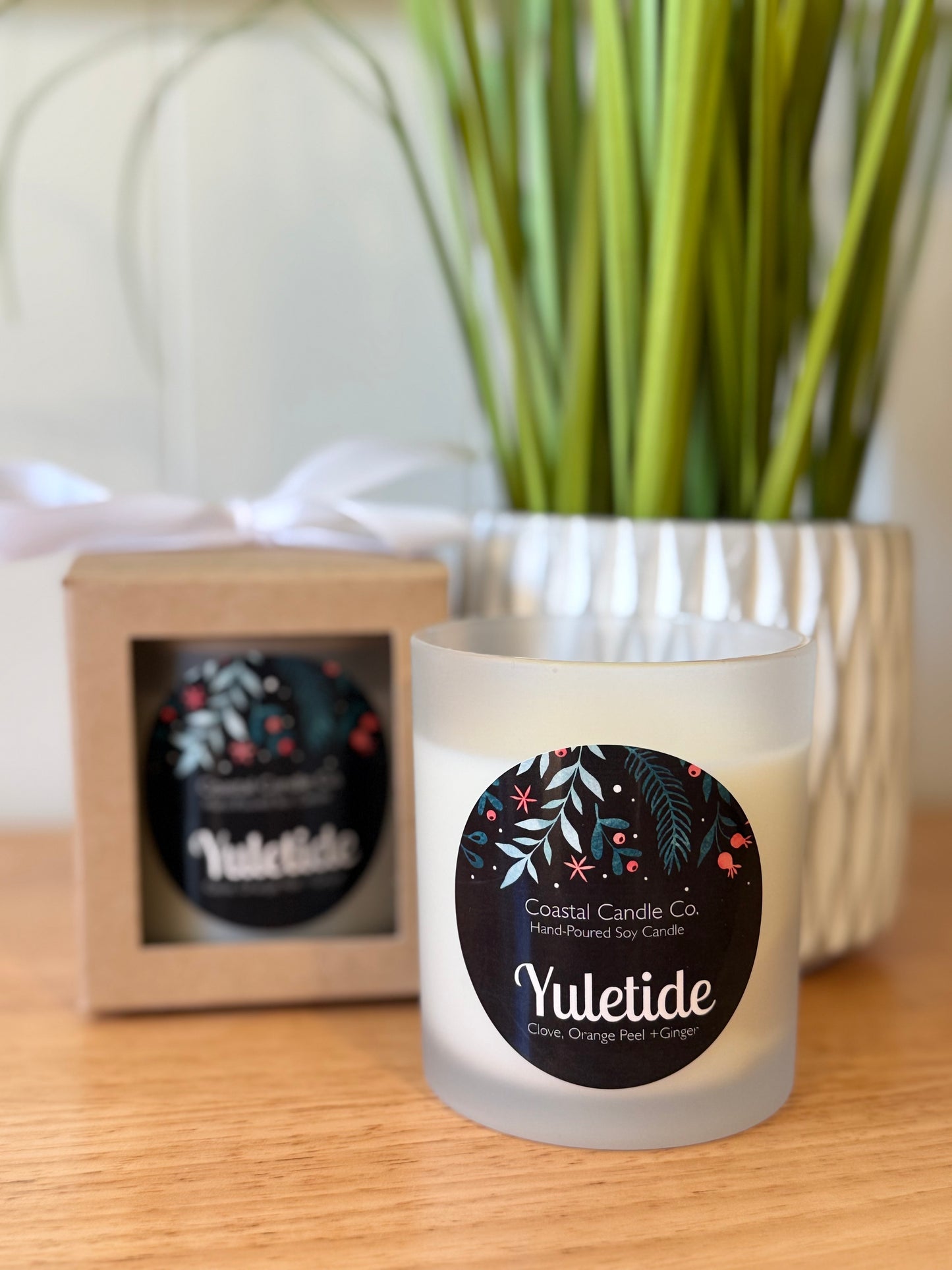 Yuletide | Frosted White Vessel Soy Candle