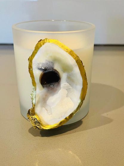 Oyster Shell Adorned Wood Wick Candle- Coastal Carolina Collection